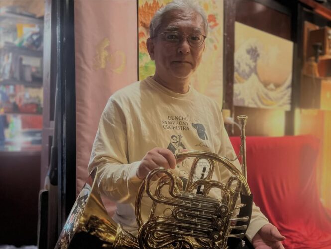 龍屋にて風の音楽祭「チームわかな」が、夜の音楽祭を開催しました